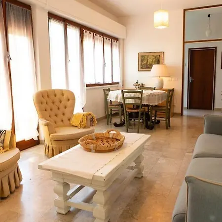 Semesterbostad La Casa Sul Fiume Magra Fiumaretta di Ameglia
