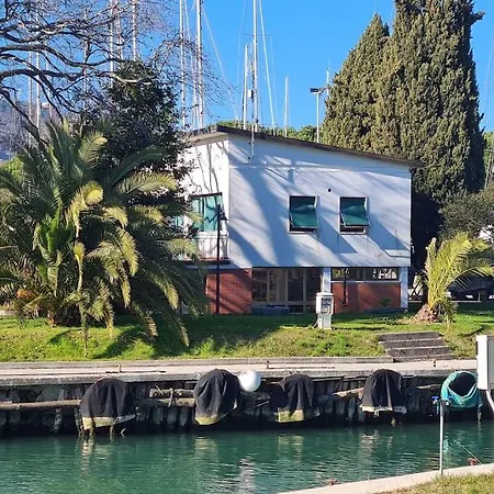 La Casa Sul Fiume Magra *